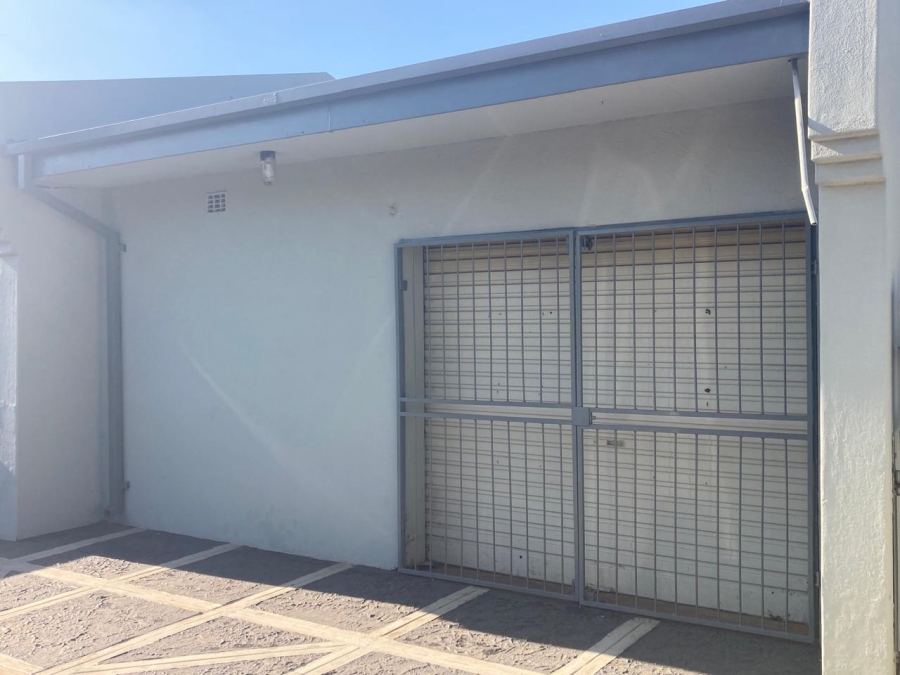 3 Bedroom Property for Sale in Geelhoutpark North West